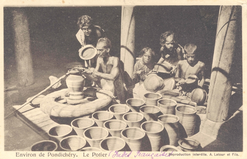 14-18 - Pondichery - potiers - 3